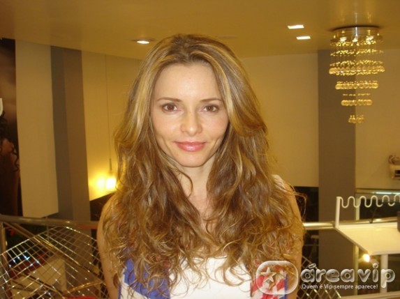 Rita Guedes muda o visual