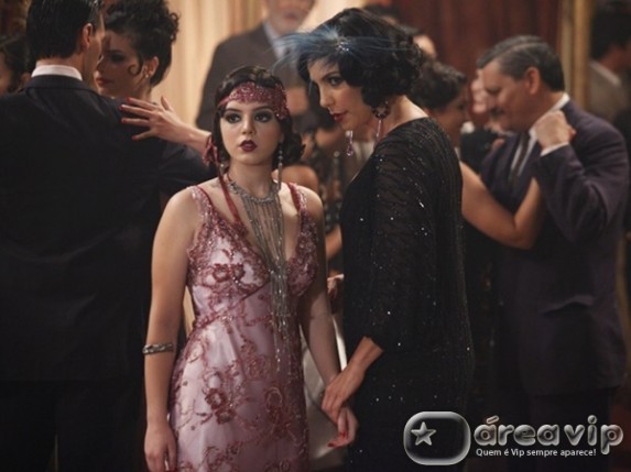 Gabriela - Lindinalva vira rapariga