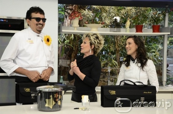 Falcão é o primeiro eliminado do Super Chef