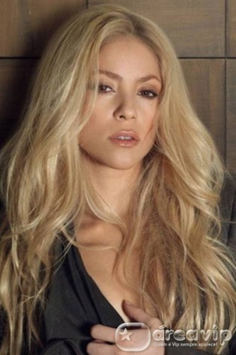 Shakira revela que gravou música com Ivete Sangalo