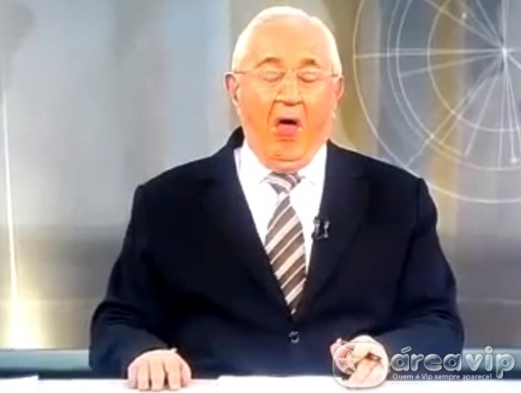 Boris Casoy espirra ao vivo – Veja o vídeo!