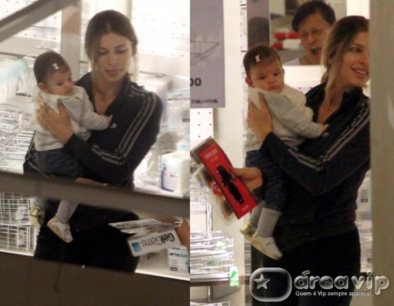 Grazi com a filha