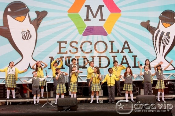 Carrossel - Elenco se apresenta em Santos 2