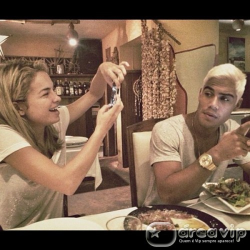 Micael Borges e Lua Blanco