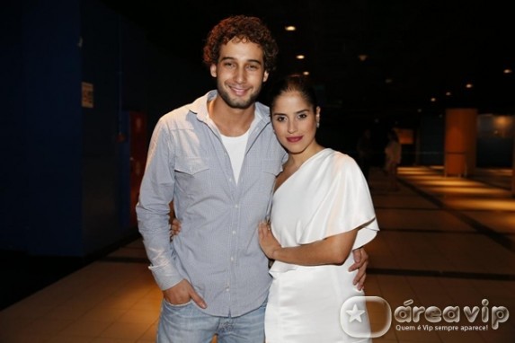 Rafael Almeida e Camilla Camargo