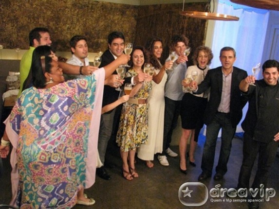 ‘Fantástico’ promove ceia especial de Natal com personalidades que se destacaram no ano de 2012