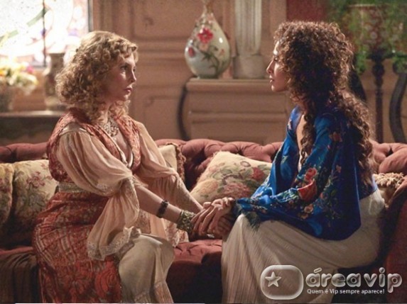 Lado a Lado - Diva conta para Isabel que Luciano e seu filho