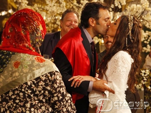 Salve Jorge - Zyah e Ayla se casam