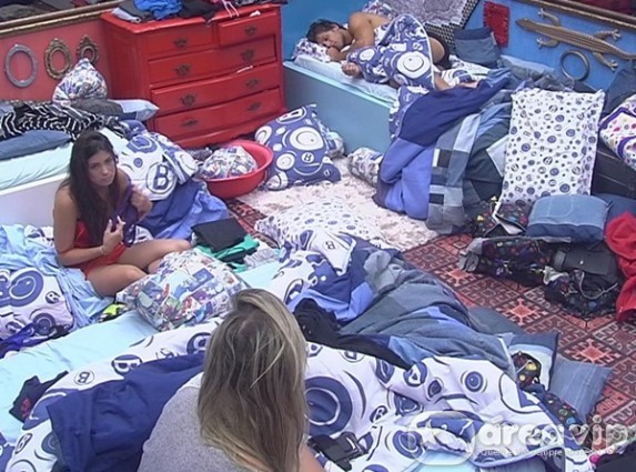 BBB13 - Fernanda aconselha Kamilla
