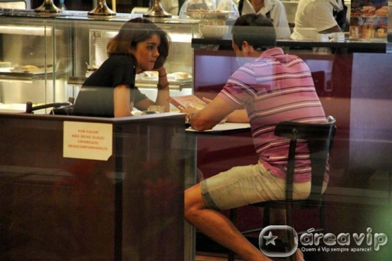 Malvino Salvador e Sophie Charlotte