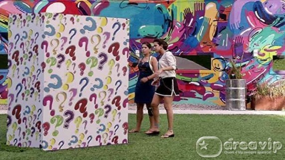 BBB13 – Andressa abre caixa surpresa