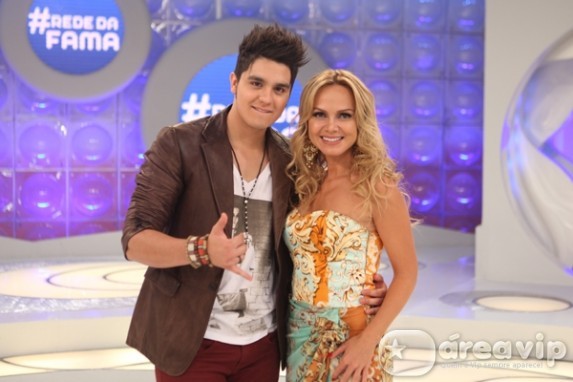 Luan Santana participa do quadro ‘Rede da Fama’ no Programa Eliana