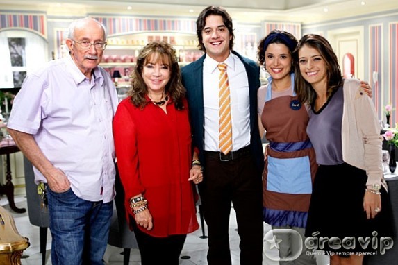 Reynaldo, Iris, Guilherme, Manuela e Lisandra