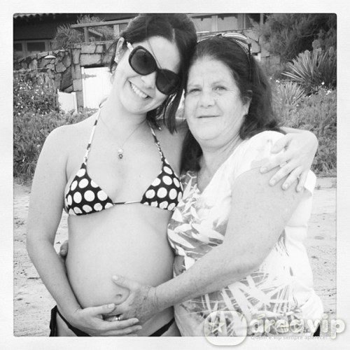 Samara Felippo com a mae
