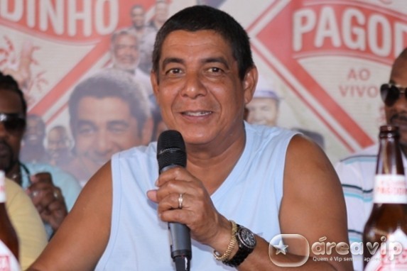 Zeca Pagodinho recebe o ‘TV Xuxa’ em Xerém para uma roda de samba