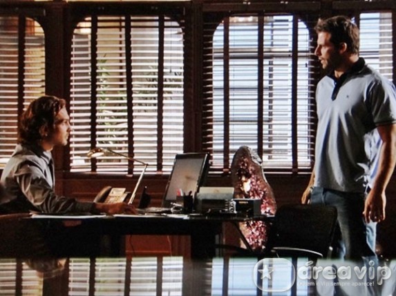 Flor do Caribe - Cassiano enfrenta Alberto