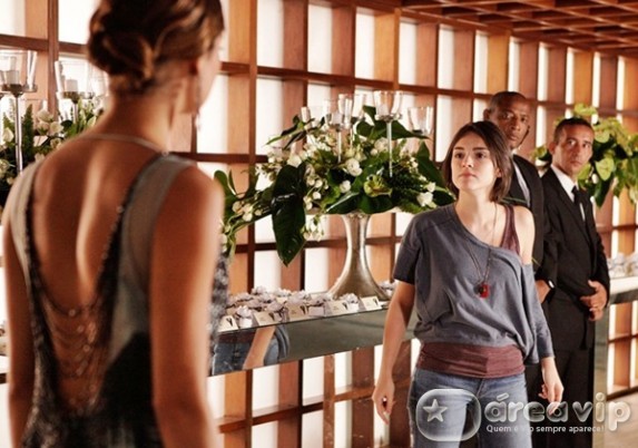 Sangue Bom - Amora e Giane