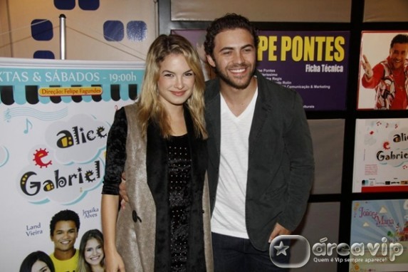 Chega ao fim o namoro de Lua Blanco e Fernando Roncatto