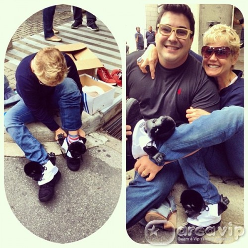 André Marques presenteia Xuxa