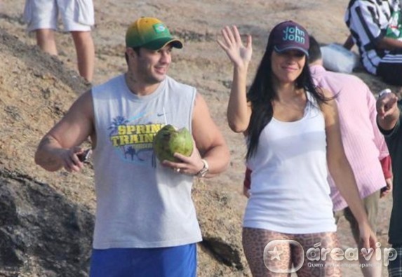 Ex-BBBs Kleber Bambam e Joseane terminam namoro