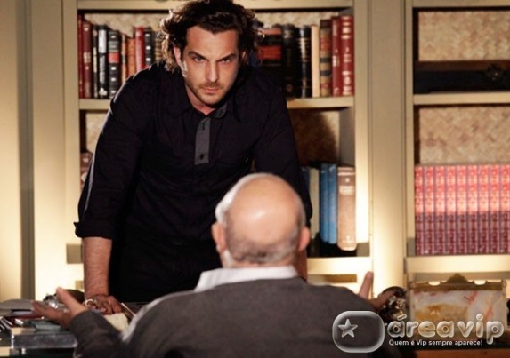 Flor do Caribe - Alberto pede para Dionisio poupar Ester