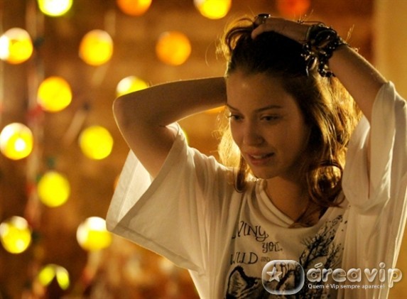 Nathalia Dill será bandida internacional em filme