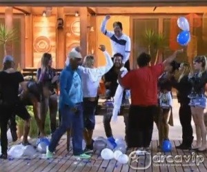 A Fazenda 6 - Yudi ganha festa surpresa