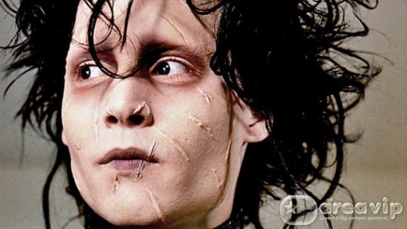 Filme - Edward Mãos de Tesoura