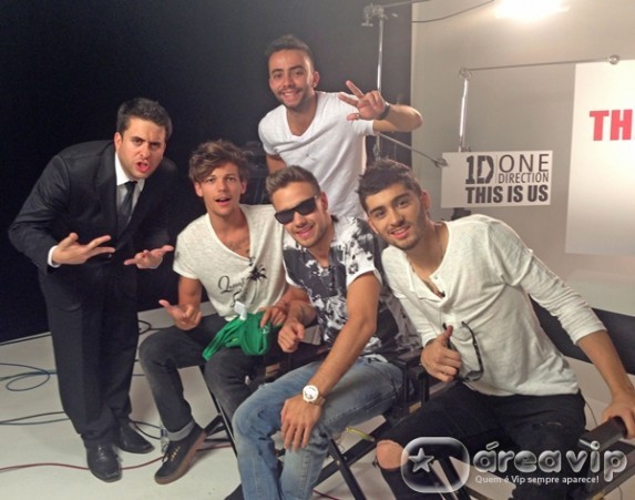 Mauricio Meirelles e a banda One Direction