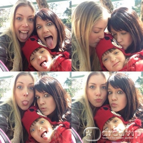 Rafa Justus posa com as irmãs