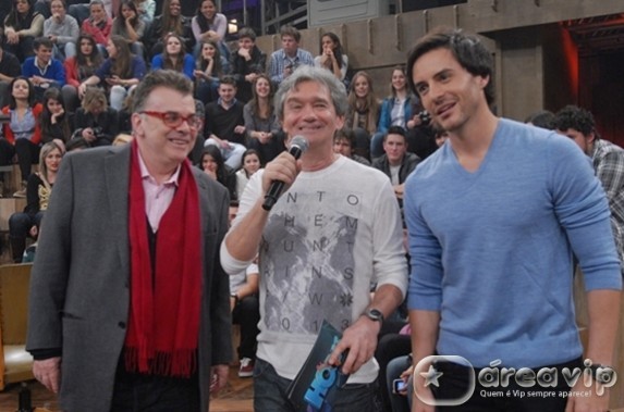 Walcyr Carrasco e Ricardo Tozzi se encontram no ‘Altas Horas’