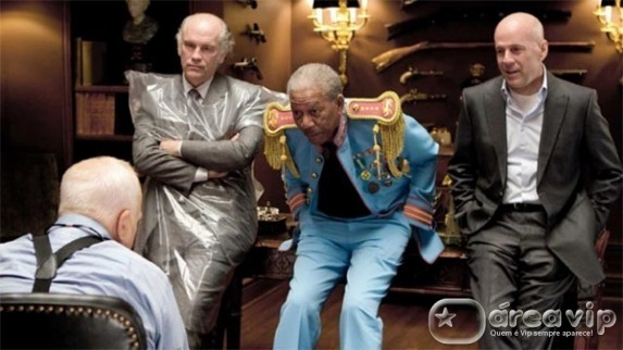 Filme - Red Aposentados e Perigosos
