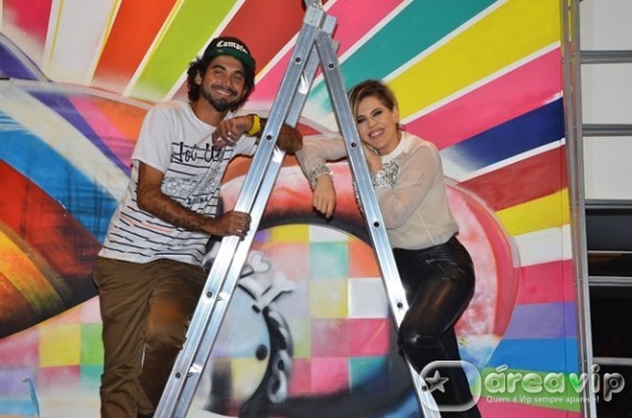 Bárbara Paz grafita no SPFW