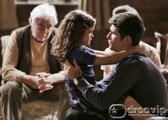 Joia Rara - Perola diz para Franz que vai acontecer uma tragedia e o pai vai sofrer