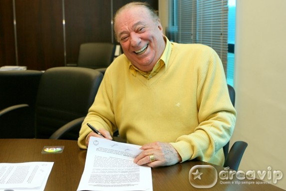 Nome do Raul Gil volta a ser falado para os sábados da Band