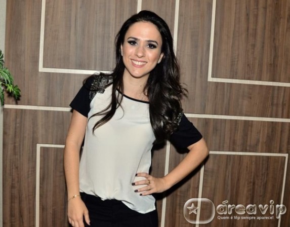 Tatá Weneck  recebe convite para apresentar quadro no “Vídeo Show”