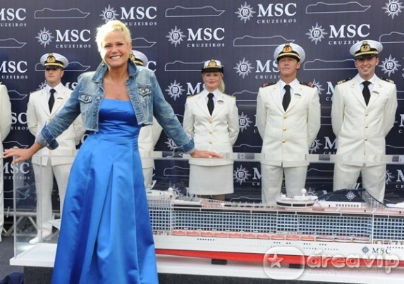 Xuxa inaugura temporada de navio
