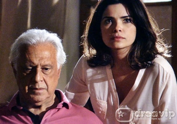 Amor a Vida - Aline tenta acalmar Cesar