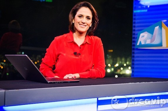 Apresentadora do “Bom Dia Brasil” tem mal-estar e deixa jornal