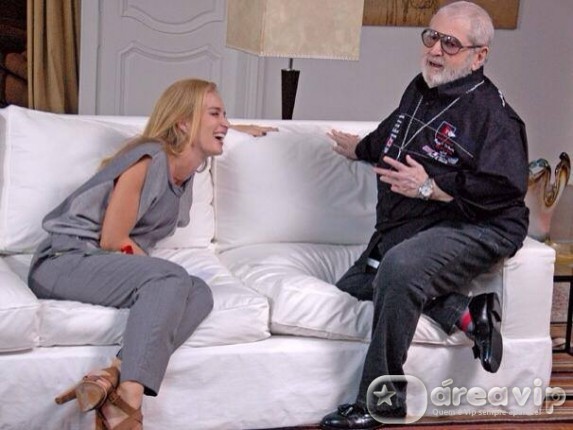 Angélica parabeniza Jô Soares