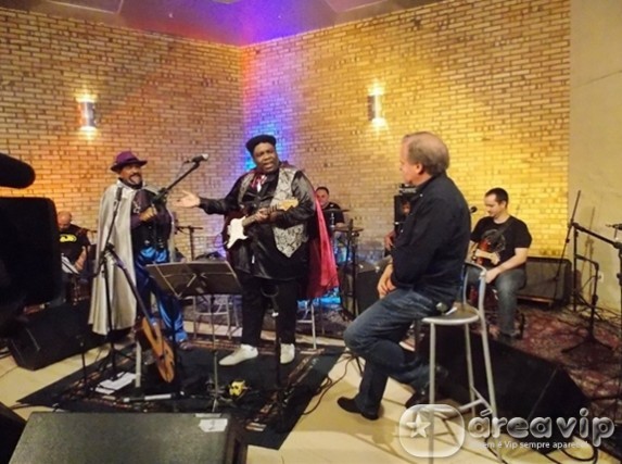 Sarau - Chico Pinheiro com Gerson King Combo e Sergio Loroza
