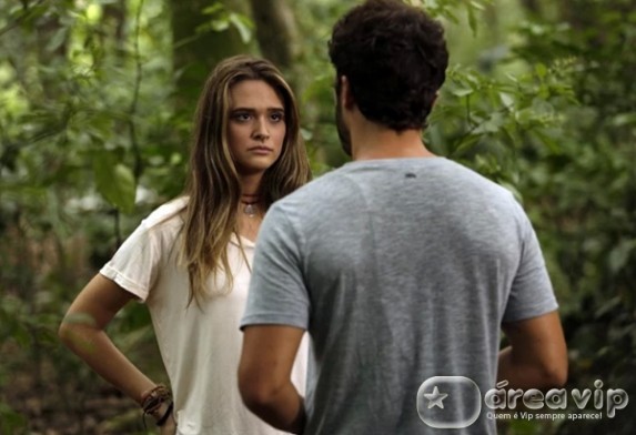 Alem do Horizonte - Lili fica dividida