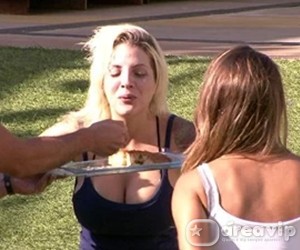BBB14 - Clara leva ovada