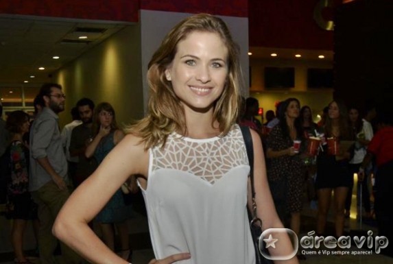 Luiza Valdetaro está solteira