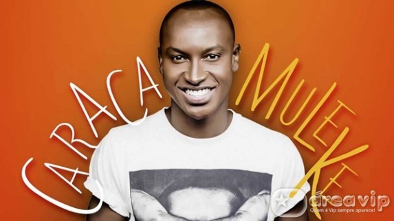 Thiaguinho faz uma homenagem para o mundial que acontecerá no Brasil