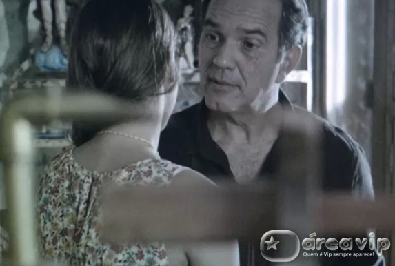 Em Familia - Luiza e Virgilio