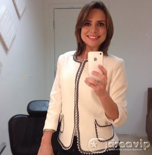 Rachel Sheherazade diz estar de férias