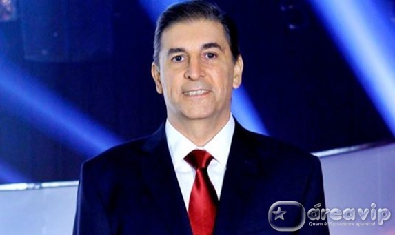 Carlos Nascimento só voltará ao SBT depois da Copa