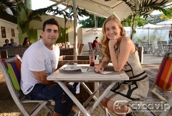 Angélica e André Marques conversam sobre saúde na estreia do quadro ‘Papo de Estrela’