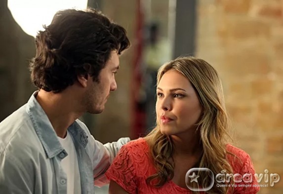 Em Familia - Laerte e Livia Camila Camacho/TV Globo/Gshow